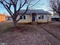 $1,895 | 1907 Mimosa Street, Fredericksburg, VA 22405