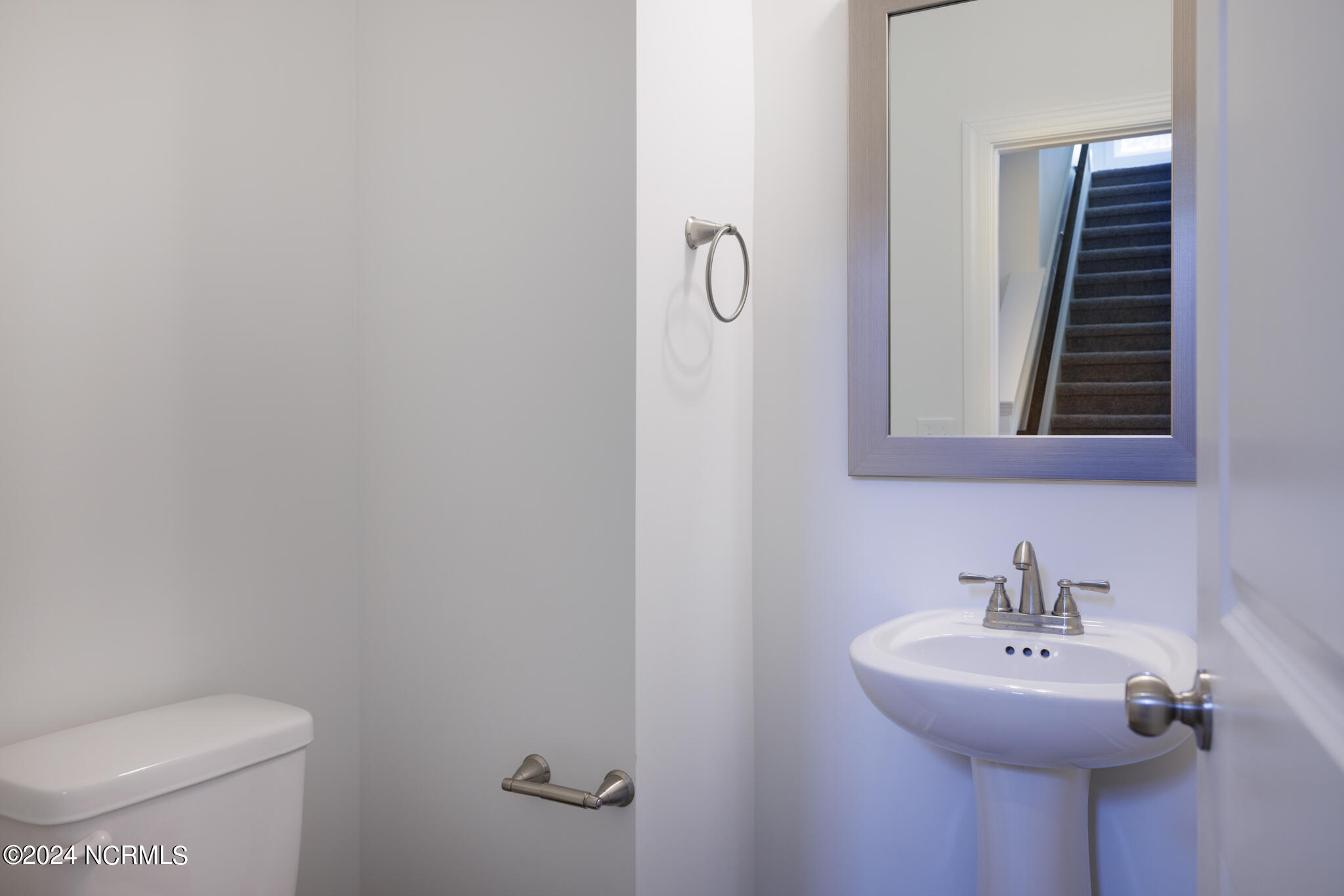 160 Falkirk Court Carthage, NC 28327 - Photo 3 of 22 3