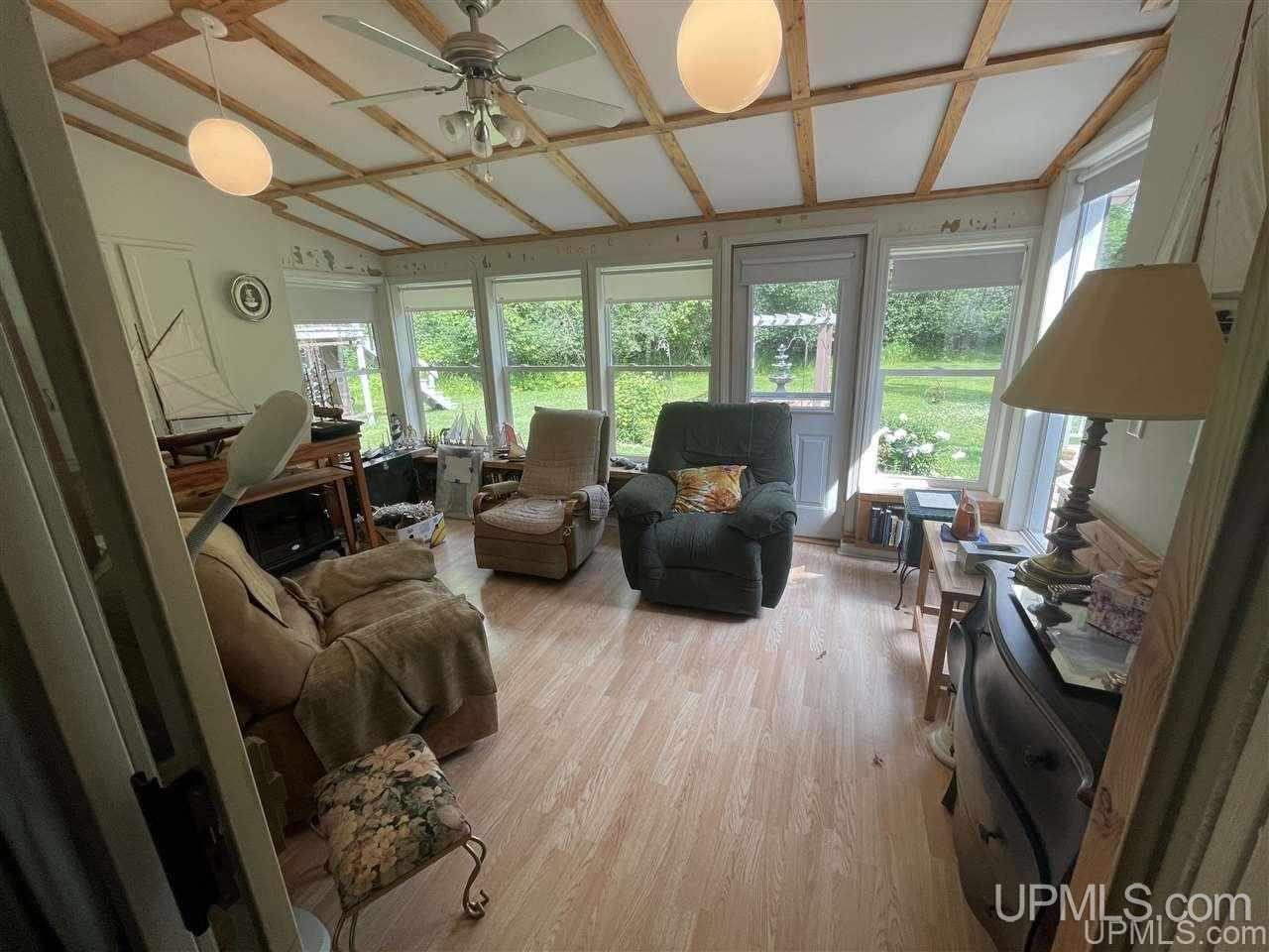 5340 12th Road Escanaba, MI 49829 - Photo 18 of 38