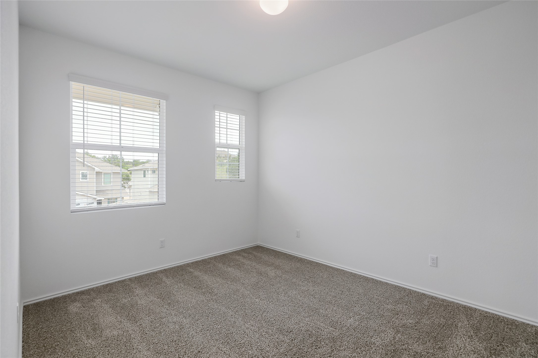 818 Affazia Lane Georgetown, TX 78628 - Photo 20 of 27 an empty room with a window