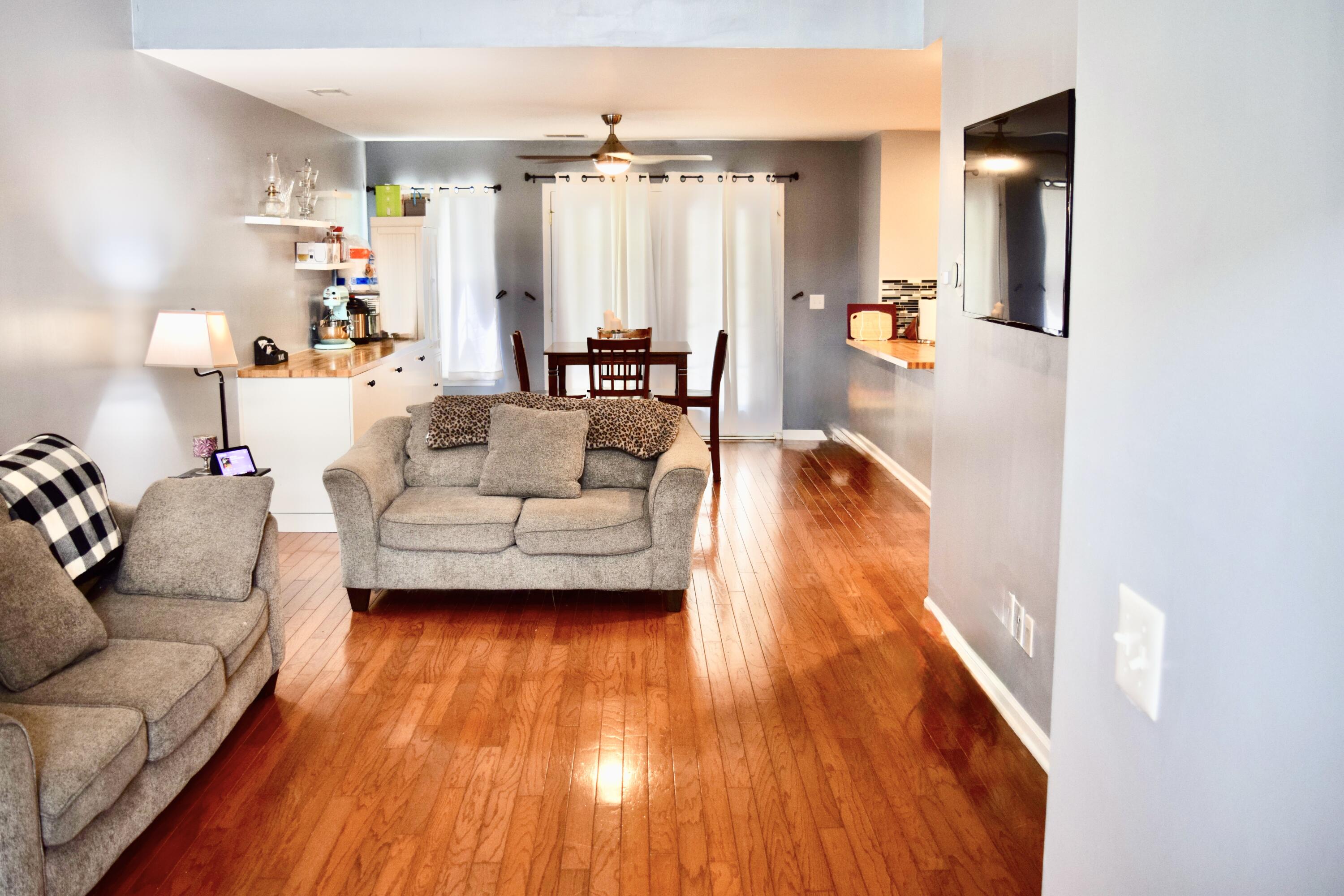 9122 Maple Grove Drive Summerville, SC 29485 - Photo 3 of 15 DSC_0071