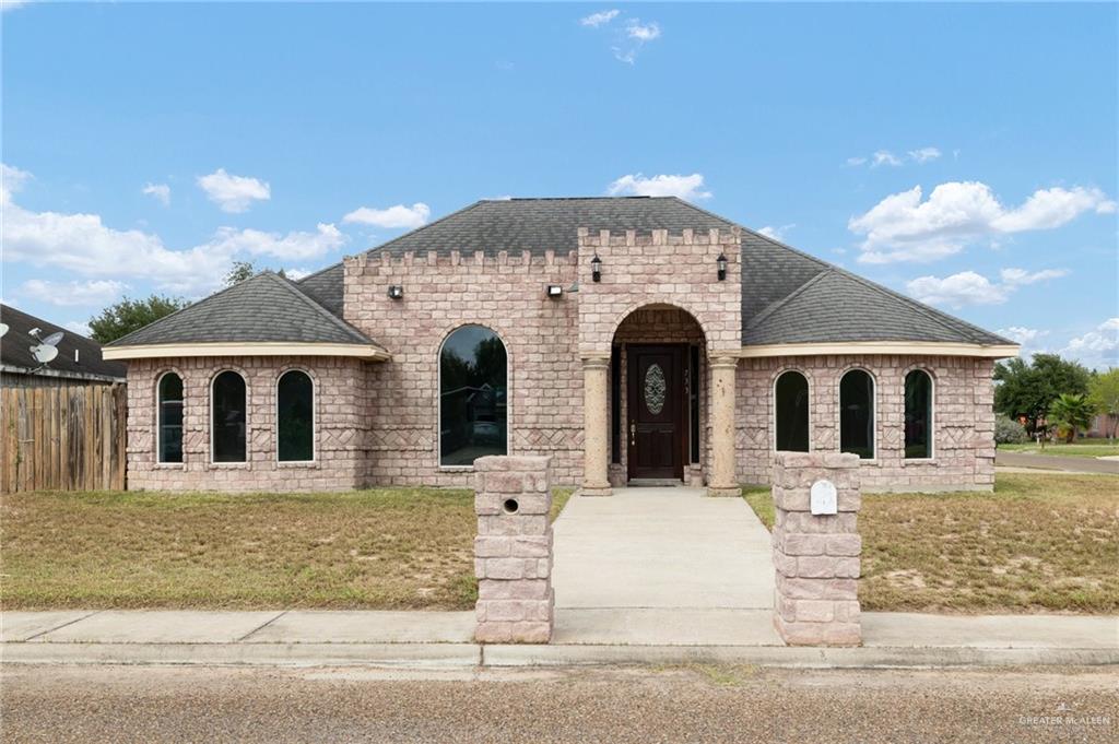 733 Ficus Street La Joya, TX 78560 - Photo 2 of 21