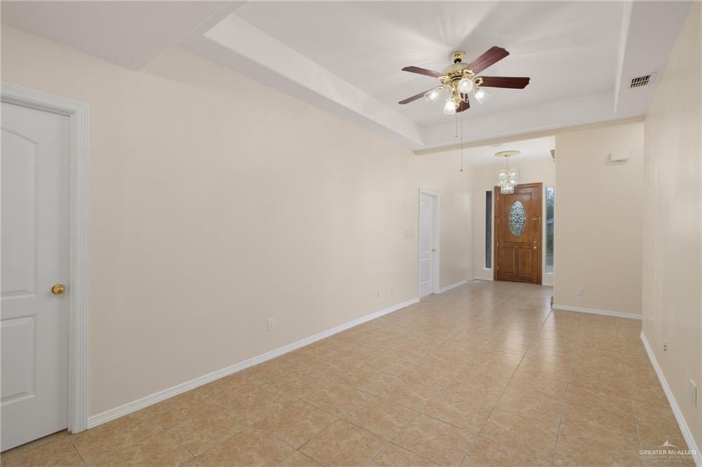 733 Ficus Street La Joya, TX 78560 - Photo 3 of 21