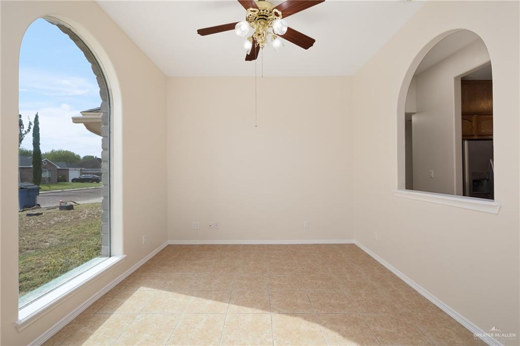 733 Ficus Street La Joya, TX 78560 - Photo 6 of 21