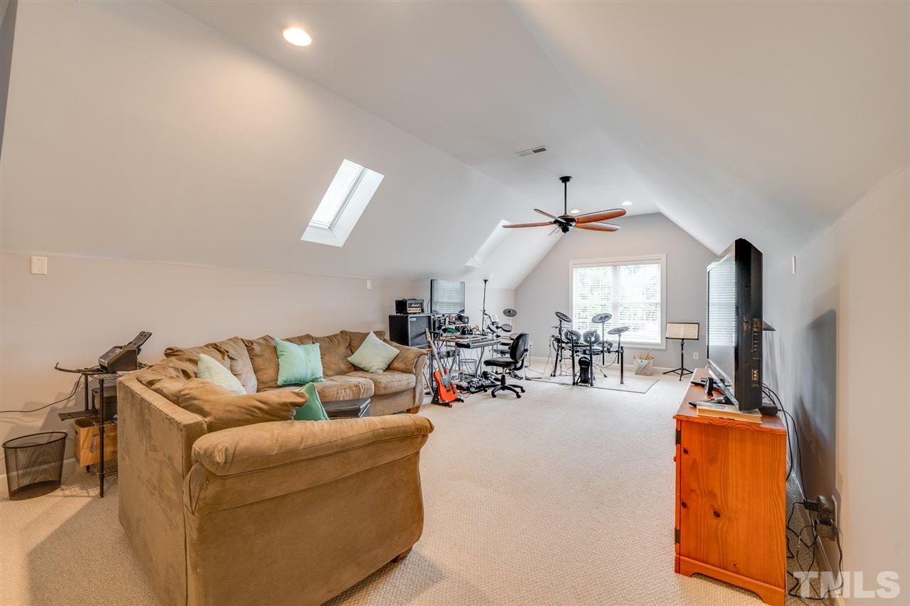 12400 Mayhurst Place Raleigh, NC 27614 - Photo 14 of 24 Gallery Image 14
