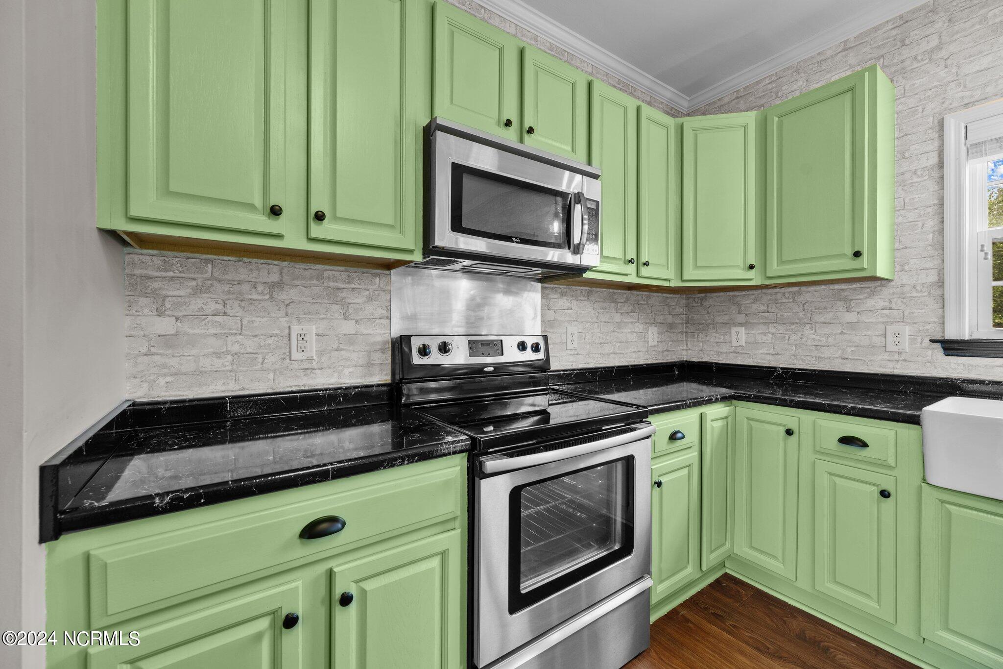 291 Northwest Bridge Road Jacksonville, NC 28540 - Photo 9 of 52 8-web-or-mls-_Z723531