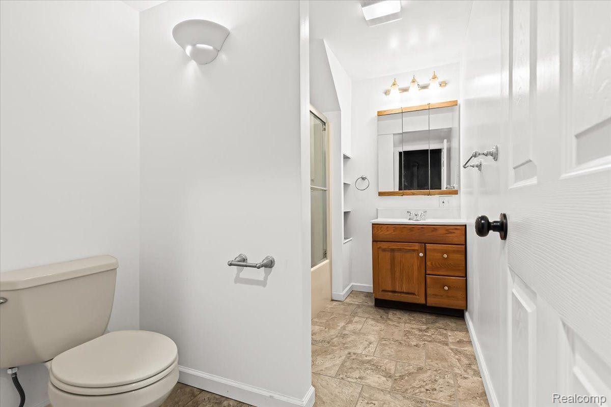 2810 Jewell Road Howell, MI 48843 - Photo 16 of 16 Gallery Image 16