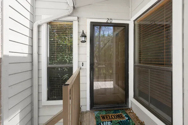 $1,250 | 3500 Tangle Brush Drive, Unit 20, The Woodlands, TX 77381