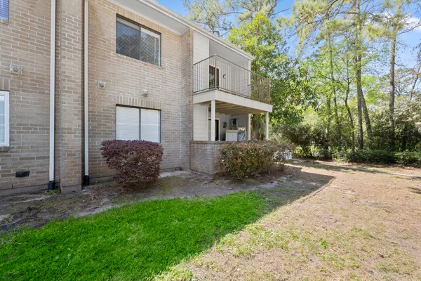 $1,250 | 3500 Tangle Brush Drive, Unit 20, The Woodlands, TX 77381