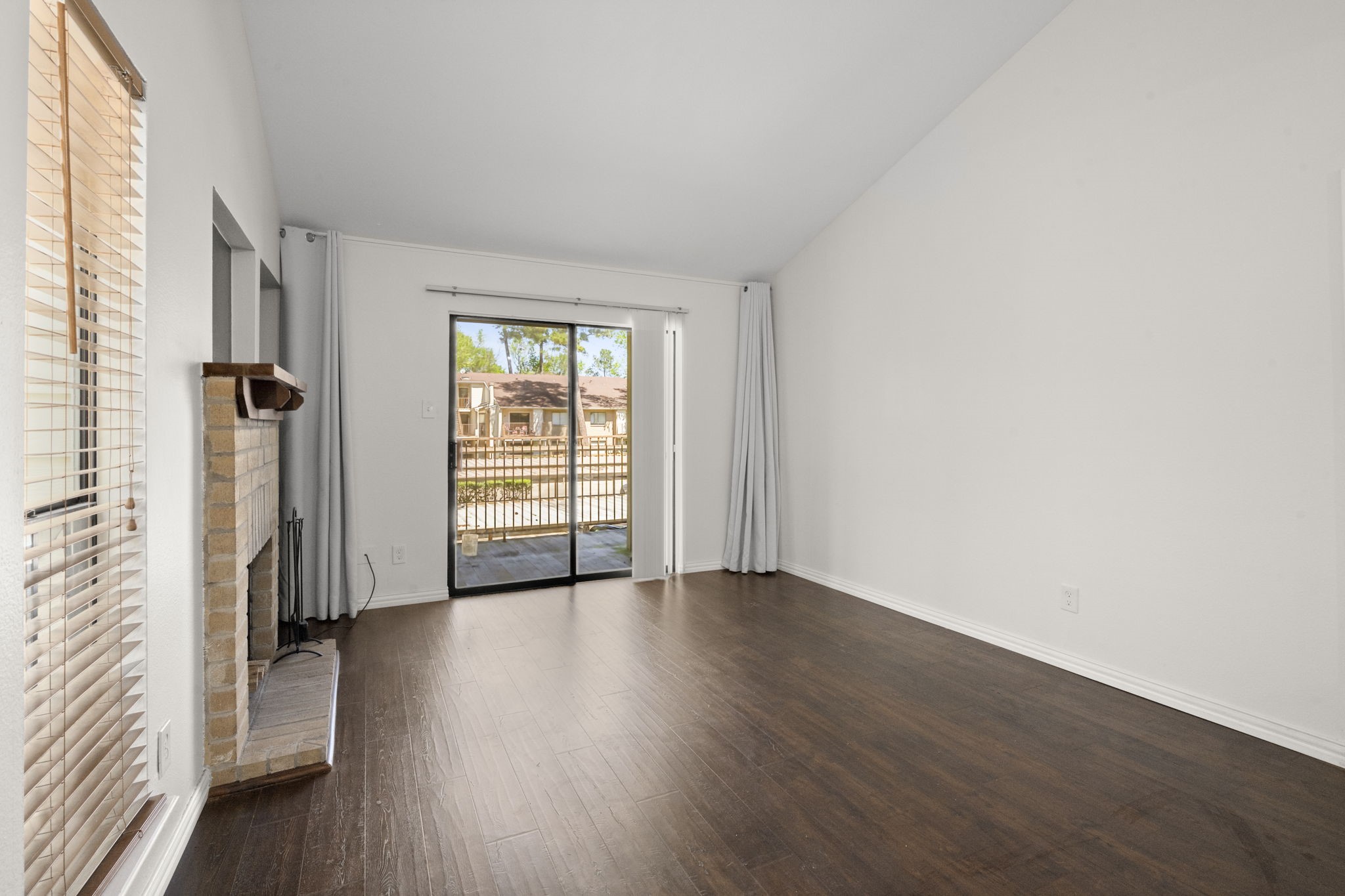 3500 Tangle Brush Drive, Unit 20 Spring, TX 77381 - Photo 2 of 18