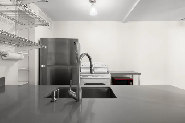 $1,250 | 3500 Tangle Brush Drive, Unit 20, The Woodlands, TX 77381