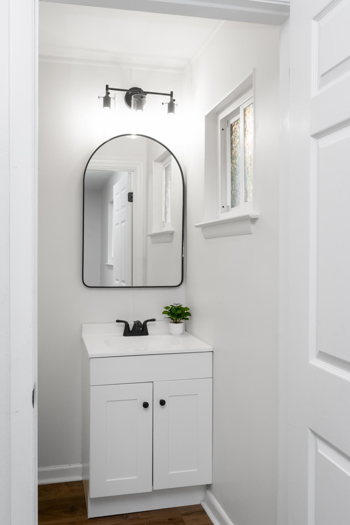 151 Sharon Circle Rossville, GA 30741 - Photo 11 of 21 a bathroom with mirror and vanity