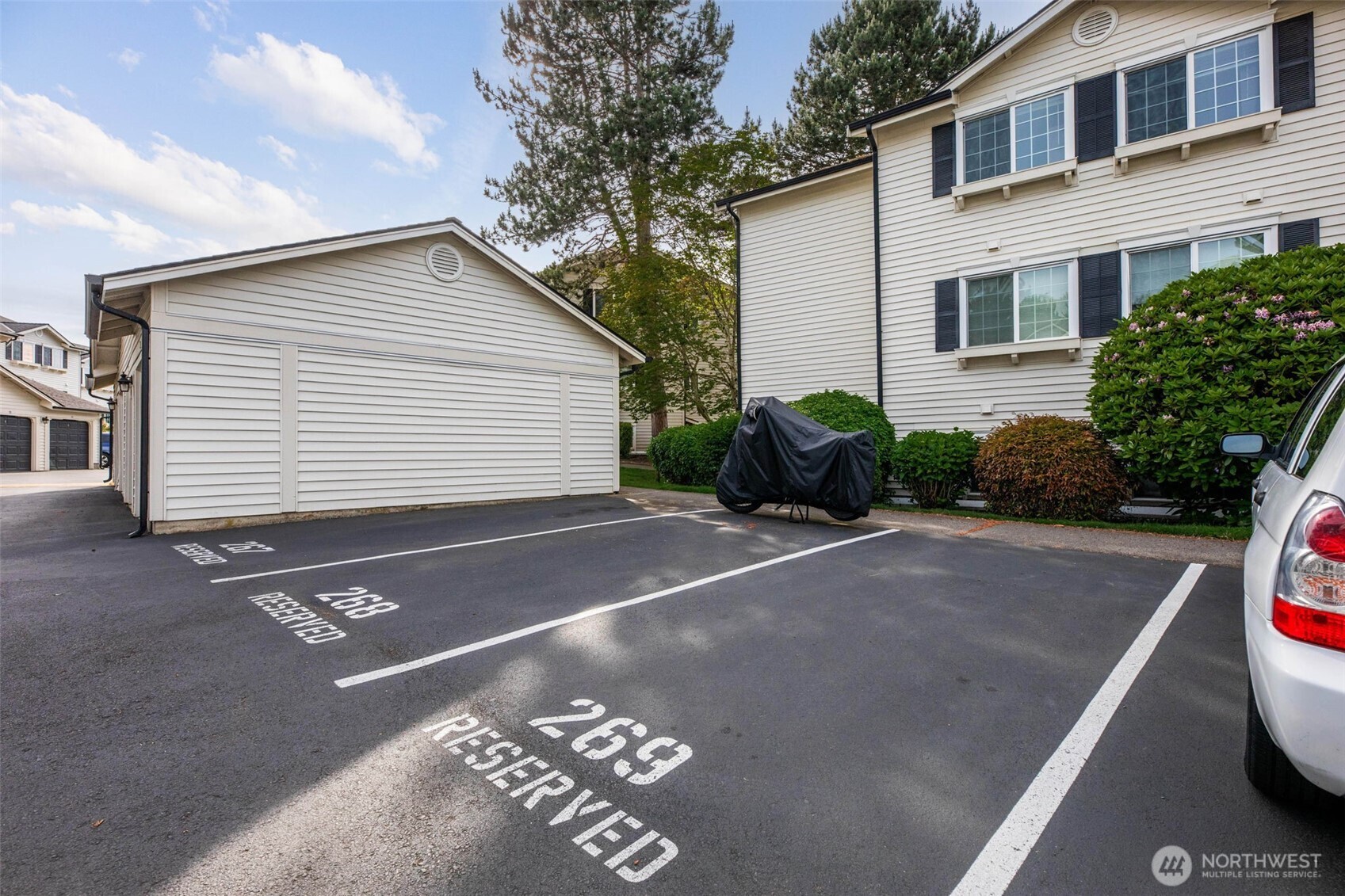 12404 East Gibson Road, Unit H301 Everett, WA 98204 - Photo 22 of 32