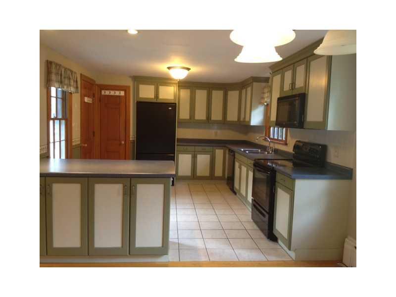 14 Meadowview Road Cumberland Center, ME 04021 - Photo 3 of 6 Kitchen.