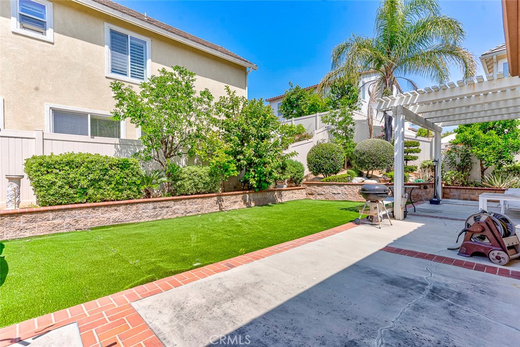 1341 Nicolas Way Fullerton, CA 92833 - Photo 8 of 41