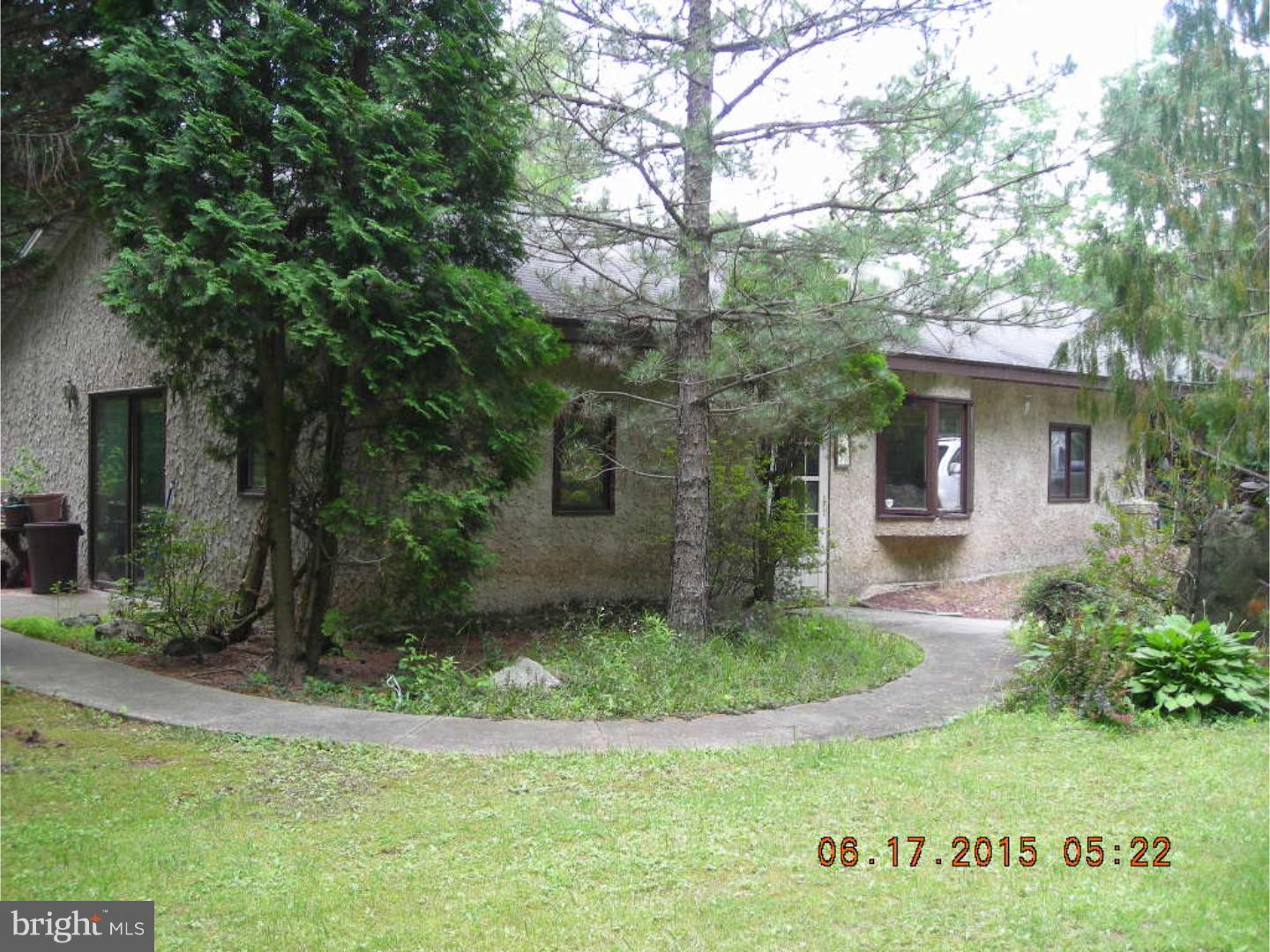 108 Forrest Road Sellersville, PA 18960 - Photo 3 of 10 Gallery Image 3