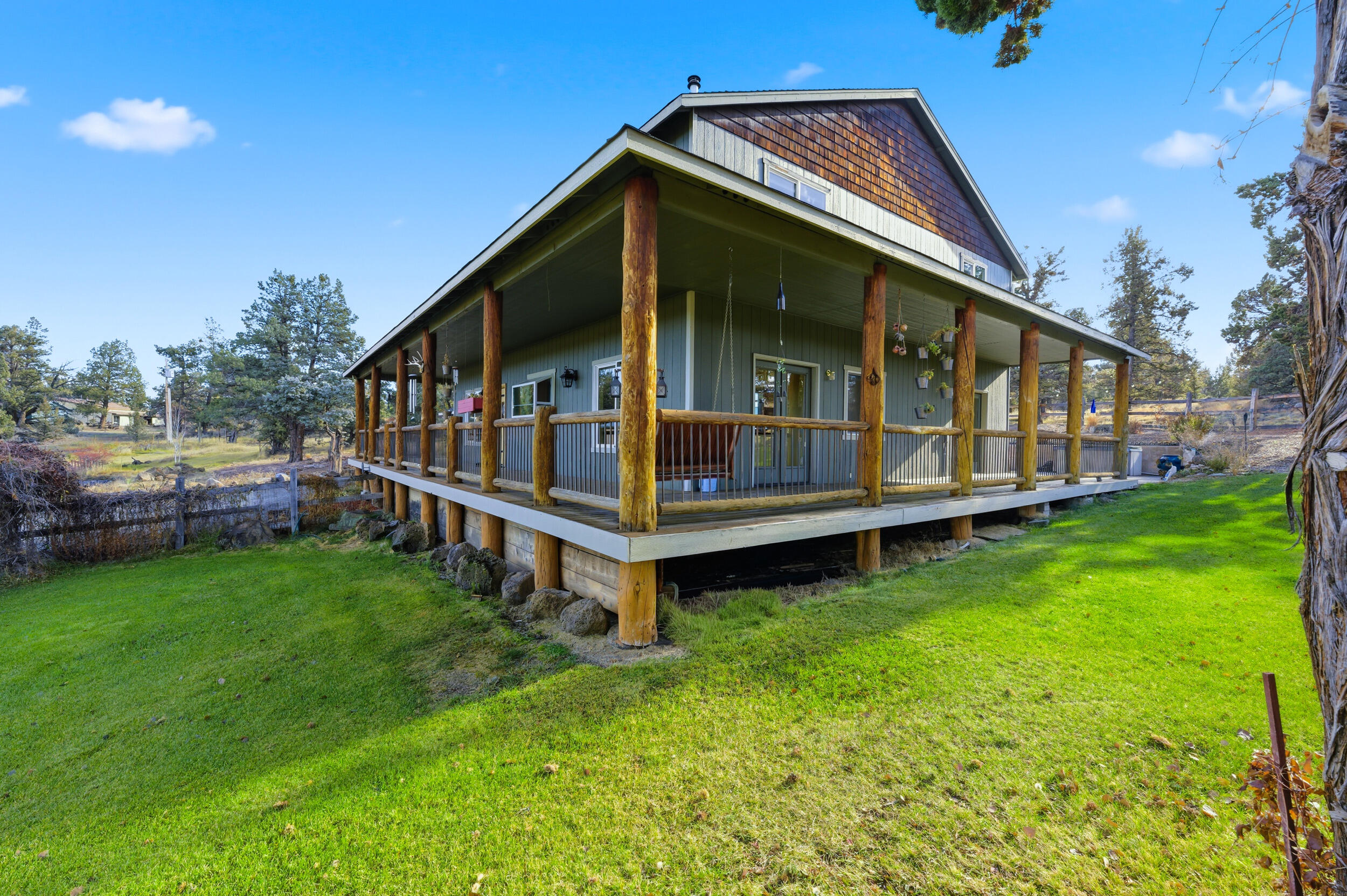 62262 Chickadee Lane Bend, OR 97701 - Photo 6 of 70 61_62262 chickadee ln-57