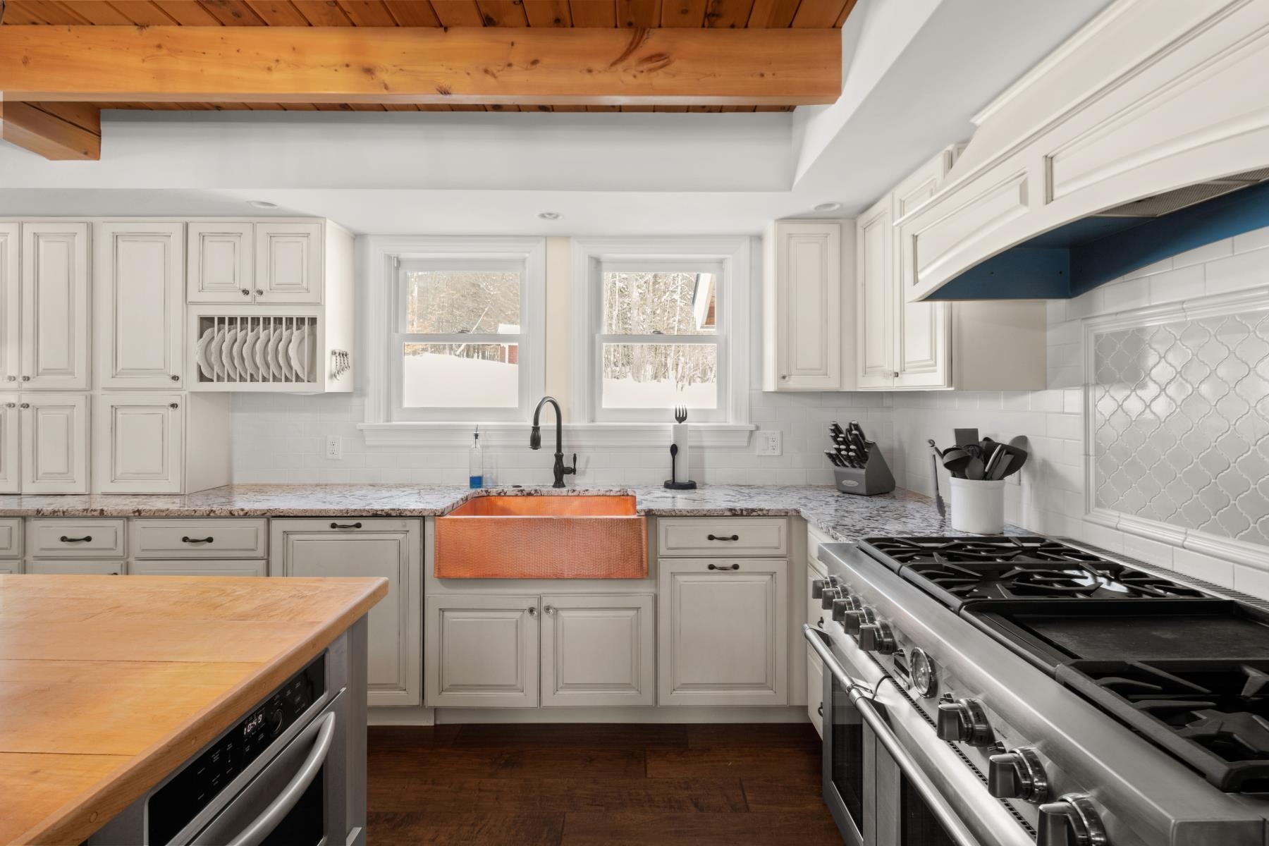 1654 Notchbrook Road Stowe, VT 05672 - Photo 7 of 31 Gallery Image 7