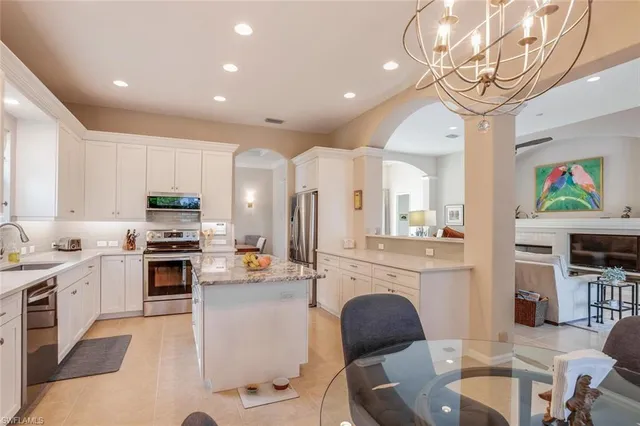 $1,229,000 | 2839 Lone Pine Lane, Naples, FL 34119