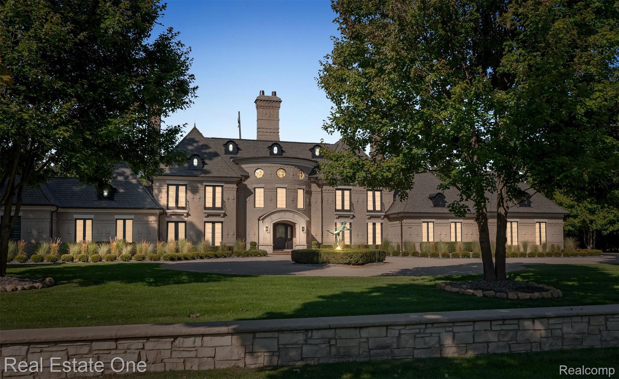 1343 Orchard Ridge Road Bloomfield Hills, MI 48304 - Photo 5 of 58 040-Orchard Ridge-32.jpg