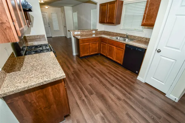 $2,090 | 21139 Sprouse Circle, Humble, TX 77338