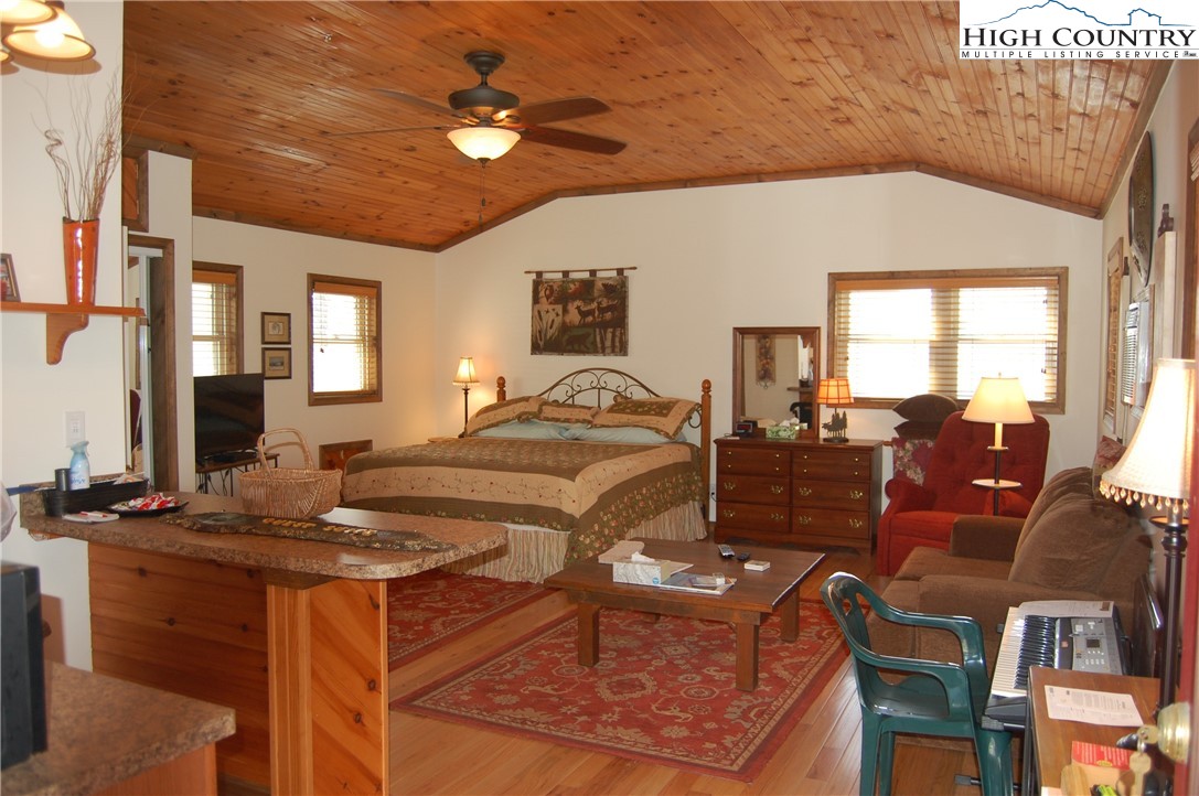 14 Briar Road Newland, NC 28657 - Photo 22 of 37