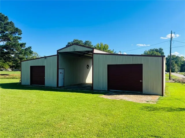 $169,900 | 620 Jacks Road, Hessmer, LA 71341
