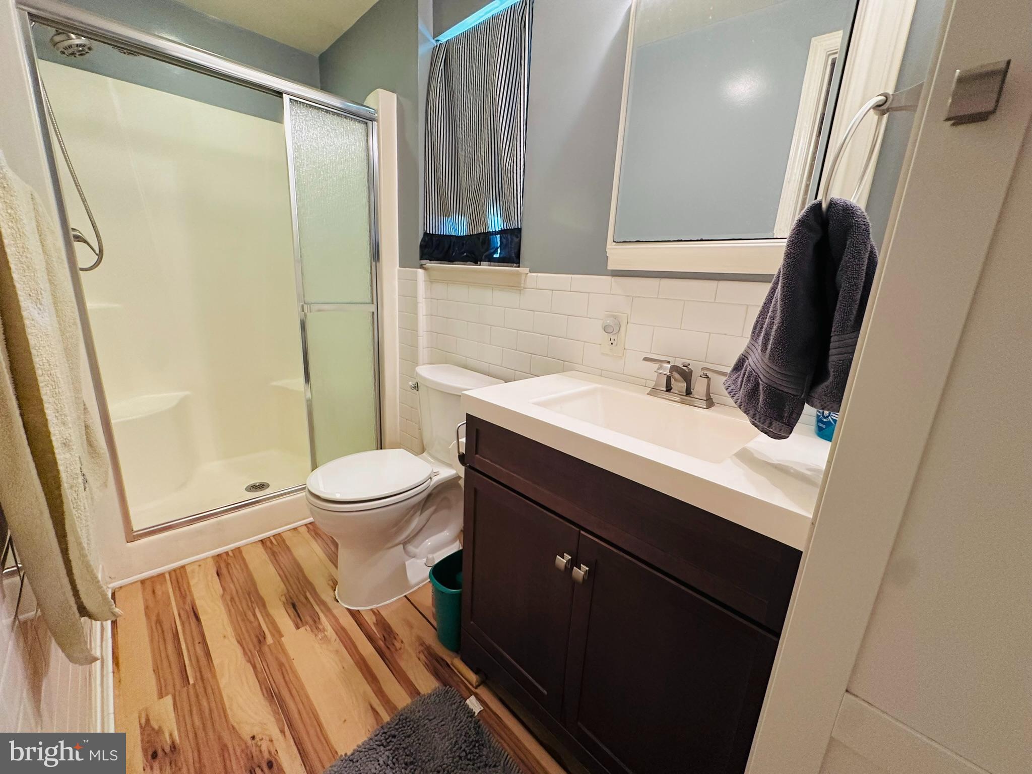 8608 Oak Road Baltimore, MD 21219 - Photo 11 of 37