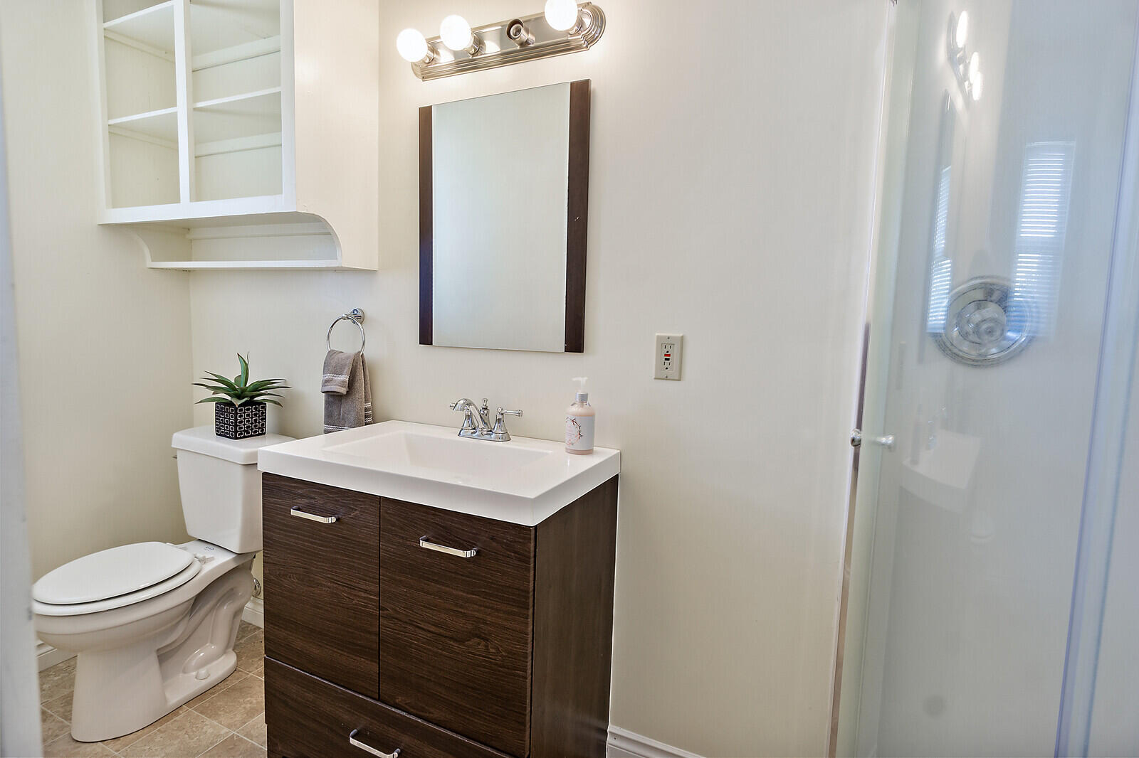 2951 Merriman Road Medford, OR 97501 - Photo 14 of 21 33_DSC05882_mls