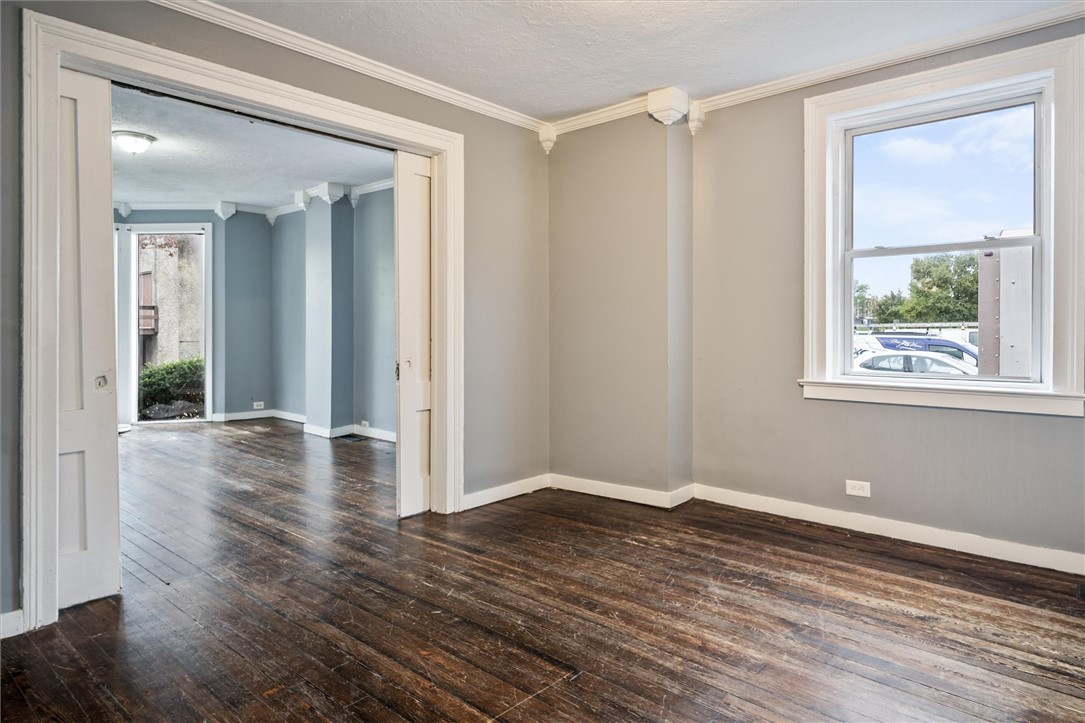 74 Richmond Street Rochester, NY 14607 - Photo 11 of 47 1st Floor Apartment w/3 bedrooms