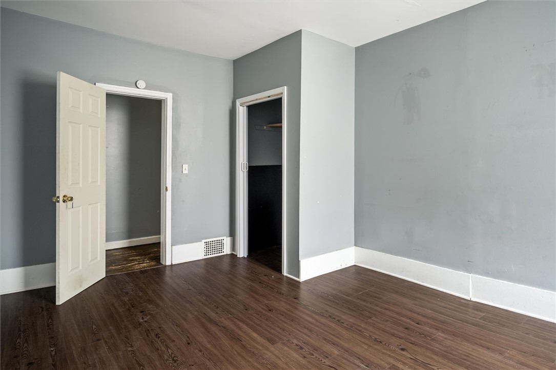 74 Richmond Street Rochester, NY 14607 - Photo 20 of 47 1st Floor Apartment w/3 bedrooms