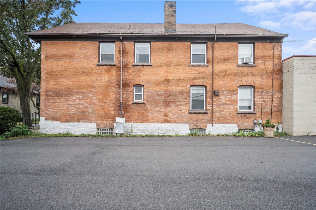 74 Richmond Street Rochester, NY 14607 - Photo 2 of 47