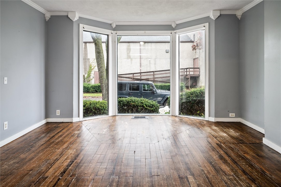 74 Richmond Street Rochester, NY 14607 - Photo 4 of 47 1st Floor Apartment w/3 bedrooms