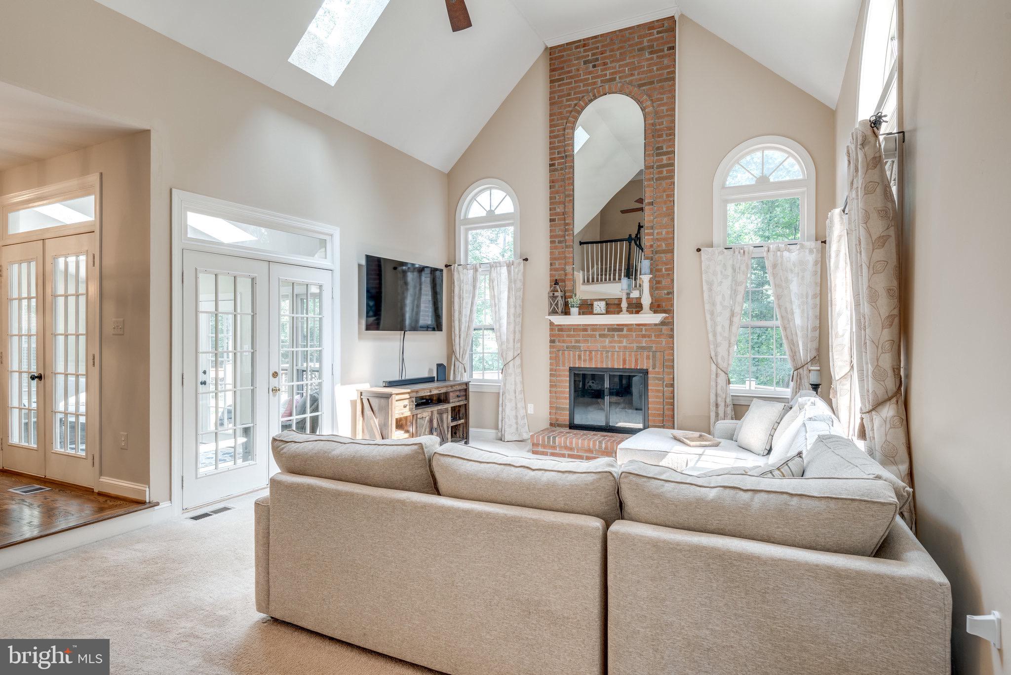 1135 Round Pebble Lane Reston, VA 20194 - Photo 13 of 82 Gallery Image 13