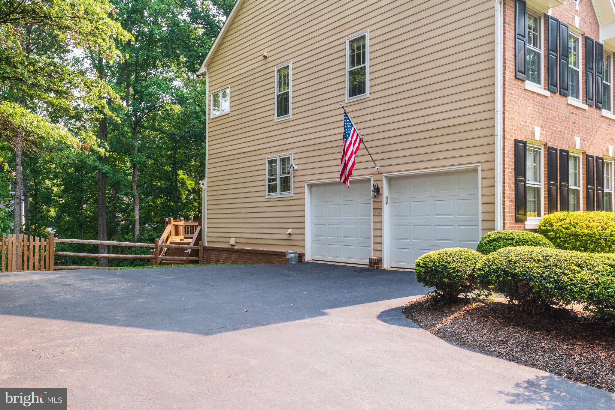 1135 Round Pebble Lane Reston, VA 20194 - Photo 80 of 82 Gallery Image 80