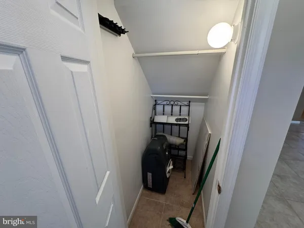 $3,400 | 713 Bethlehem Pike, Glenside, PA 19038