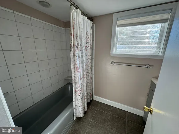 $3,400 | 713 Bethlehem Pike, Glenside, PA 19038