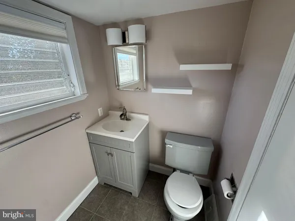 $3,400 | 713 Bethlehem Pike, Glenside, PA 19038