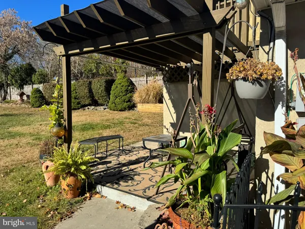 $3,400 | 713 Bethlehem Pike, Glenside, PA 19038