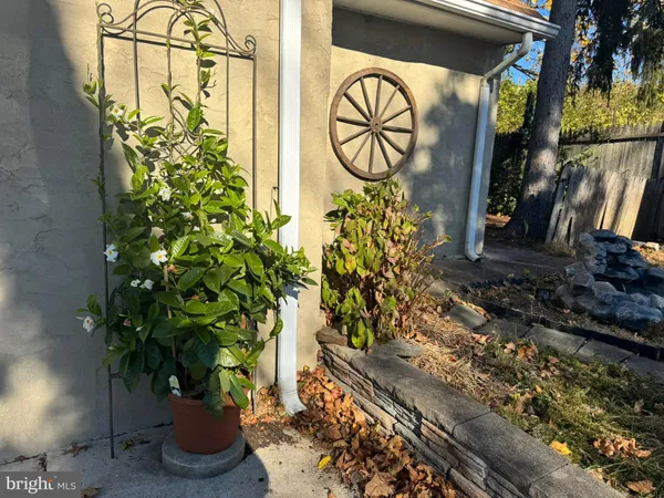 $3,400 | 713 Bethlehem Pike, Glenside, PA 19038