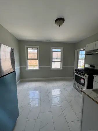 $2,000 | 63 Lombard Street, Unit 3, New Haven, CT 06513