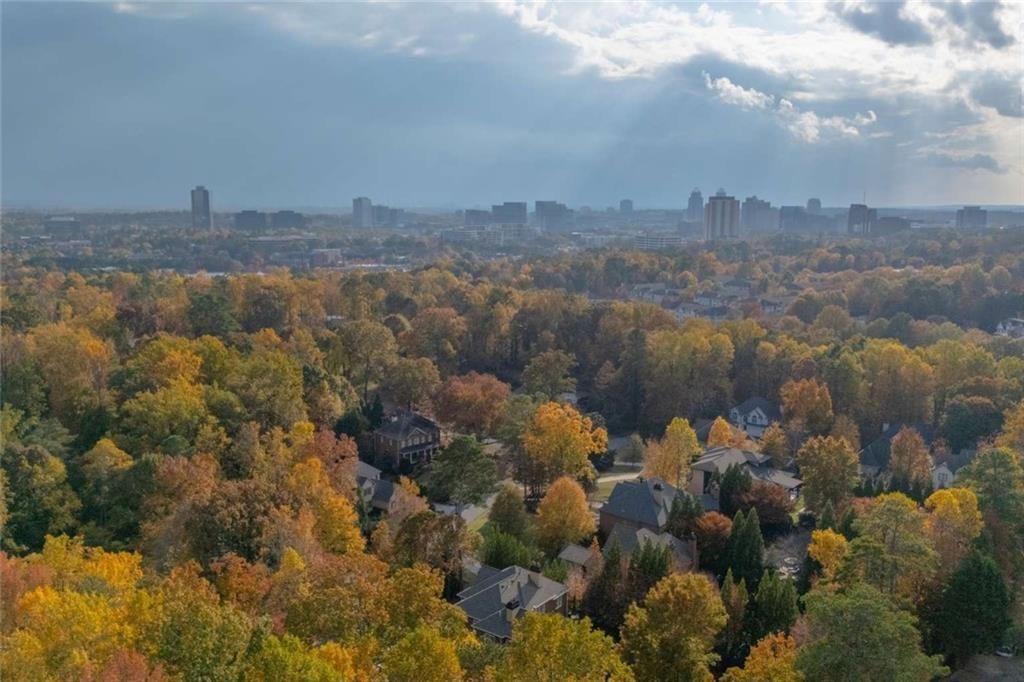 1364 Manget Way Dunwoody, GA 30338 - Photo 62 of 66