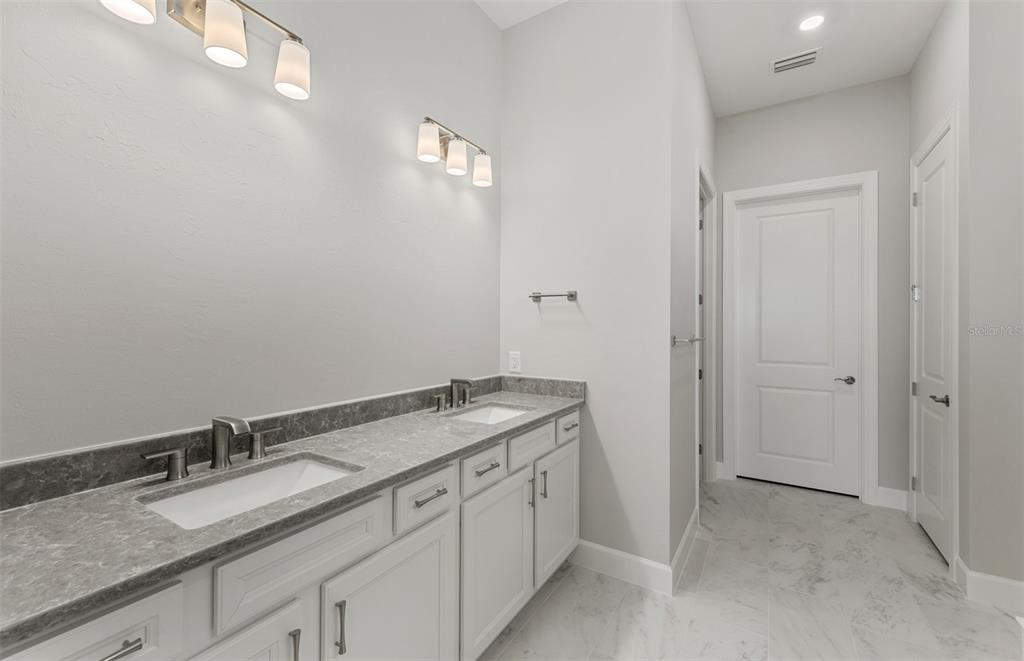 4835 Ivy Pearl Way Lakewood Ranch, FL 34211 - Photo 27 of 33
