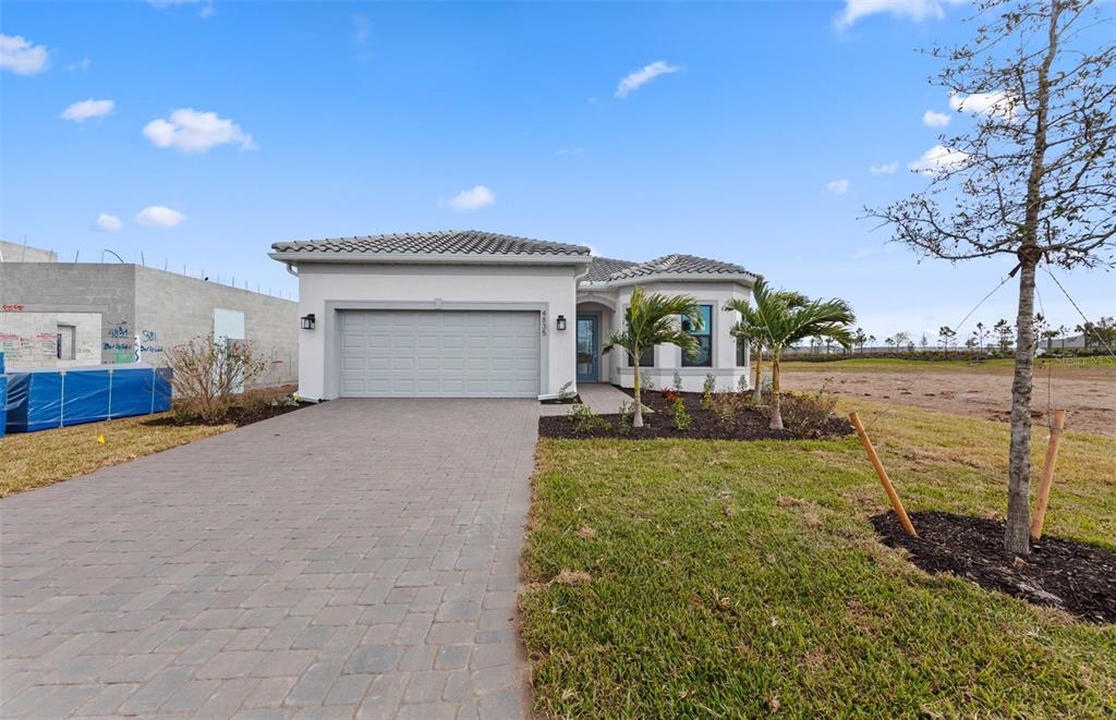 4835 Ivy Pearl Way Lakewood Ranch, FL 34211 - Photo 3 of 33