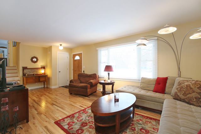 720 41st Street Downers Grove, IL 60515 - Photo 2 of 20