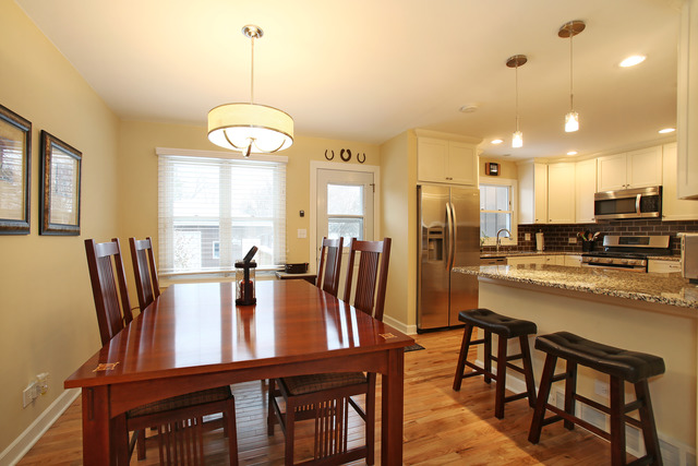 720 41st Street Downers Grove, IL 60515 - Photo 3 of 20