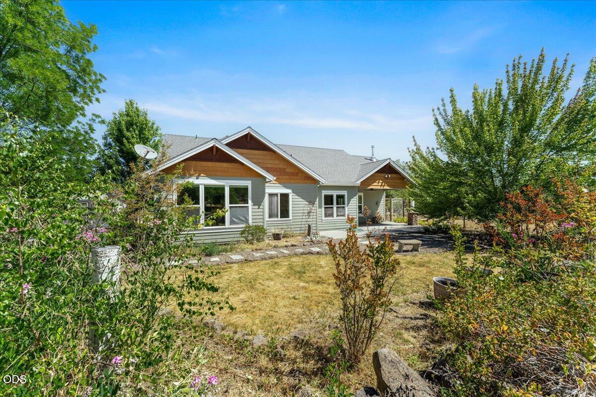 1712 Stevens Road Eagle Point, OR 97524 - Photo 42 of 63
