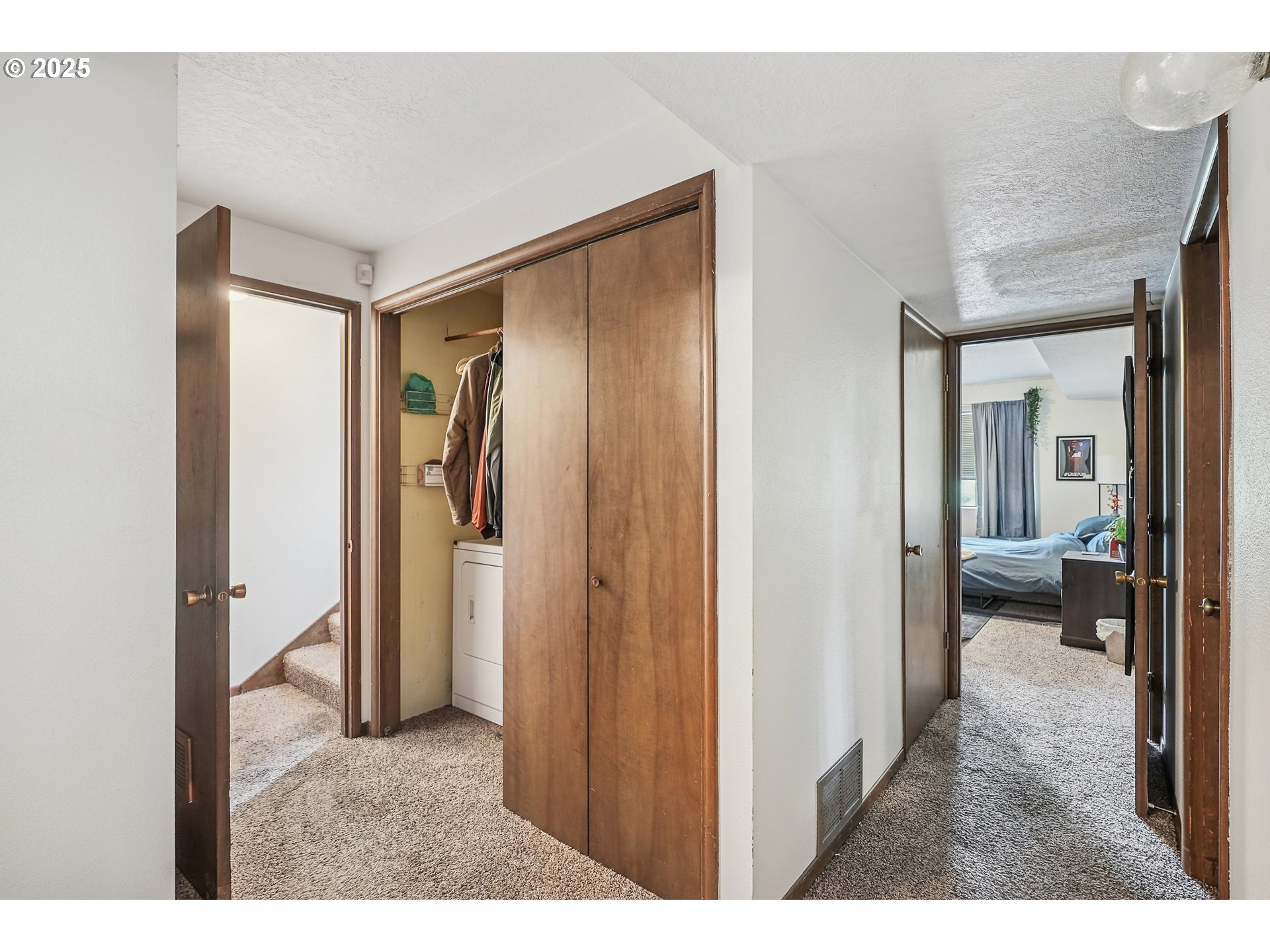 1834 Southwest Miles Street Portland, OR 97219 - Photo 25 of 42