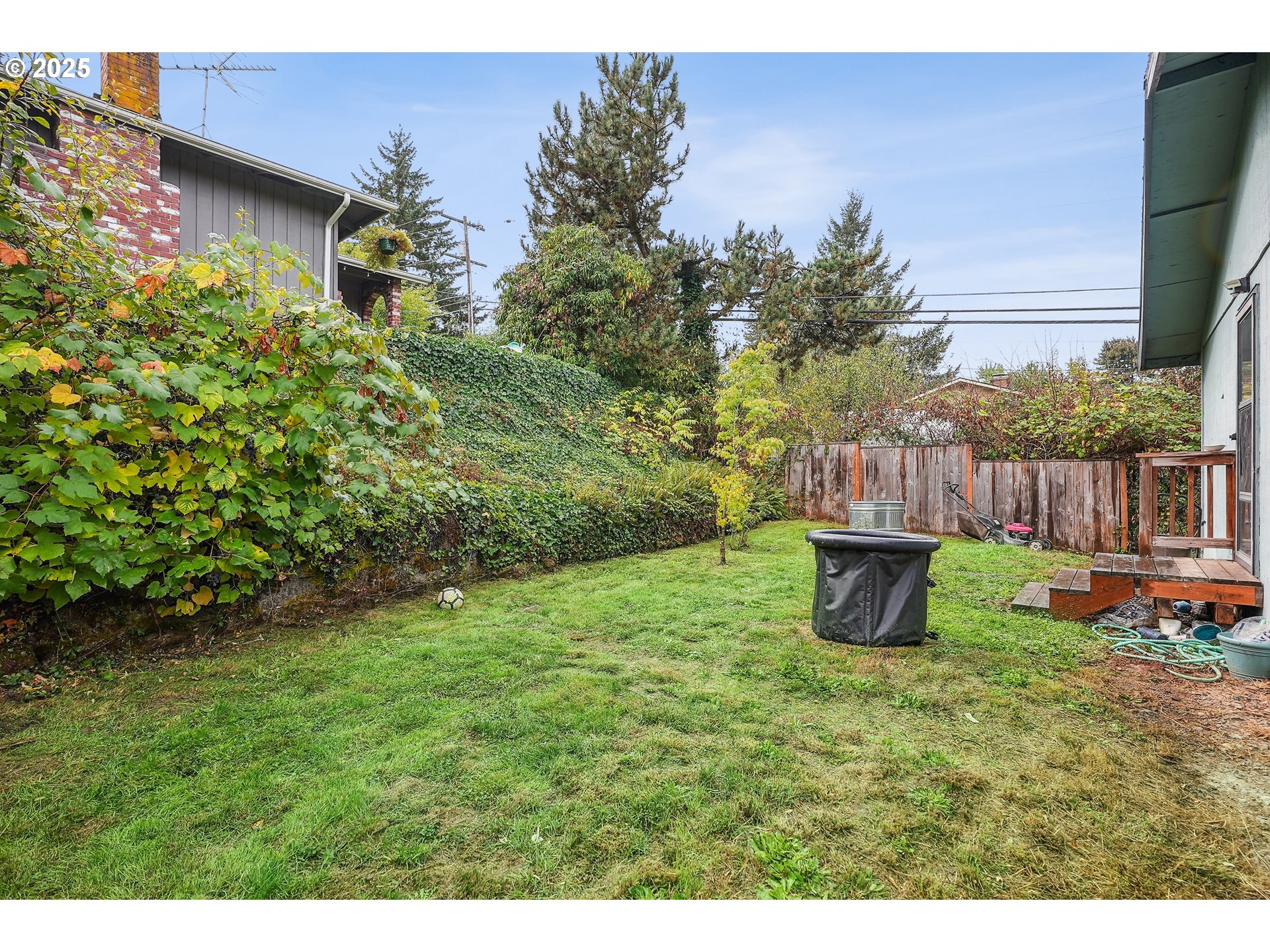 1834 Southwest Miles Street Portland, OR 97219 - Photo 27 of 42