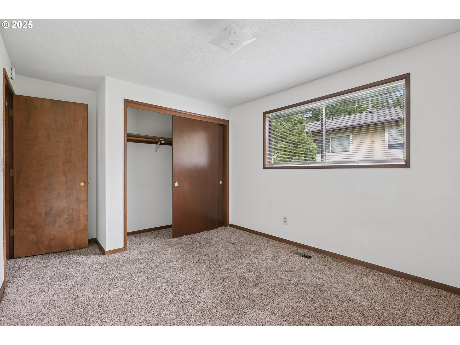 1834 Southwest Miles Street Portland, OR 97219 - Photo 36 of 42